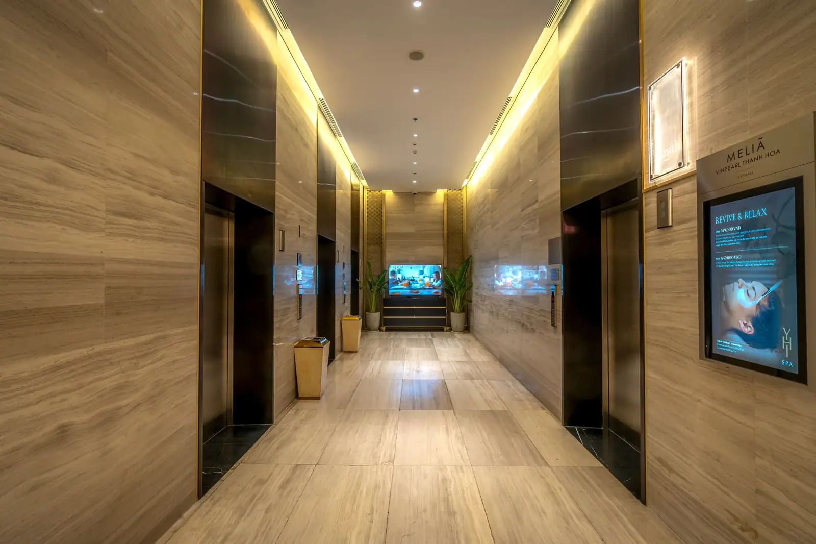 Navquorin Luxe Haven interior corridor